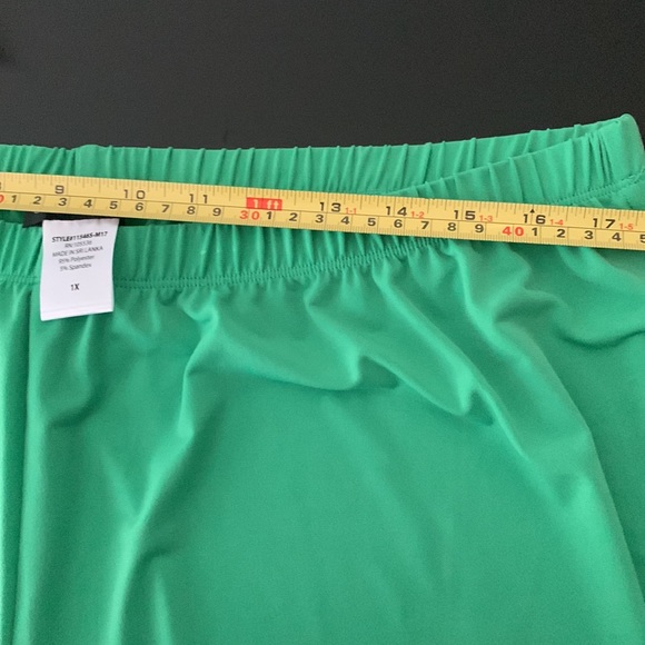 Slinky Brand Summer Green Flowy capris women 1X STRETCHY Classic Wider Leg - Picture 9 of 9